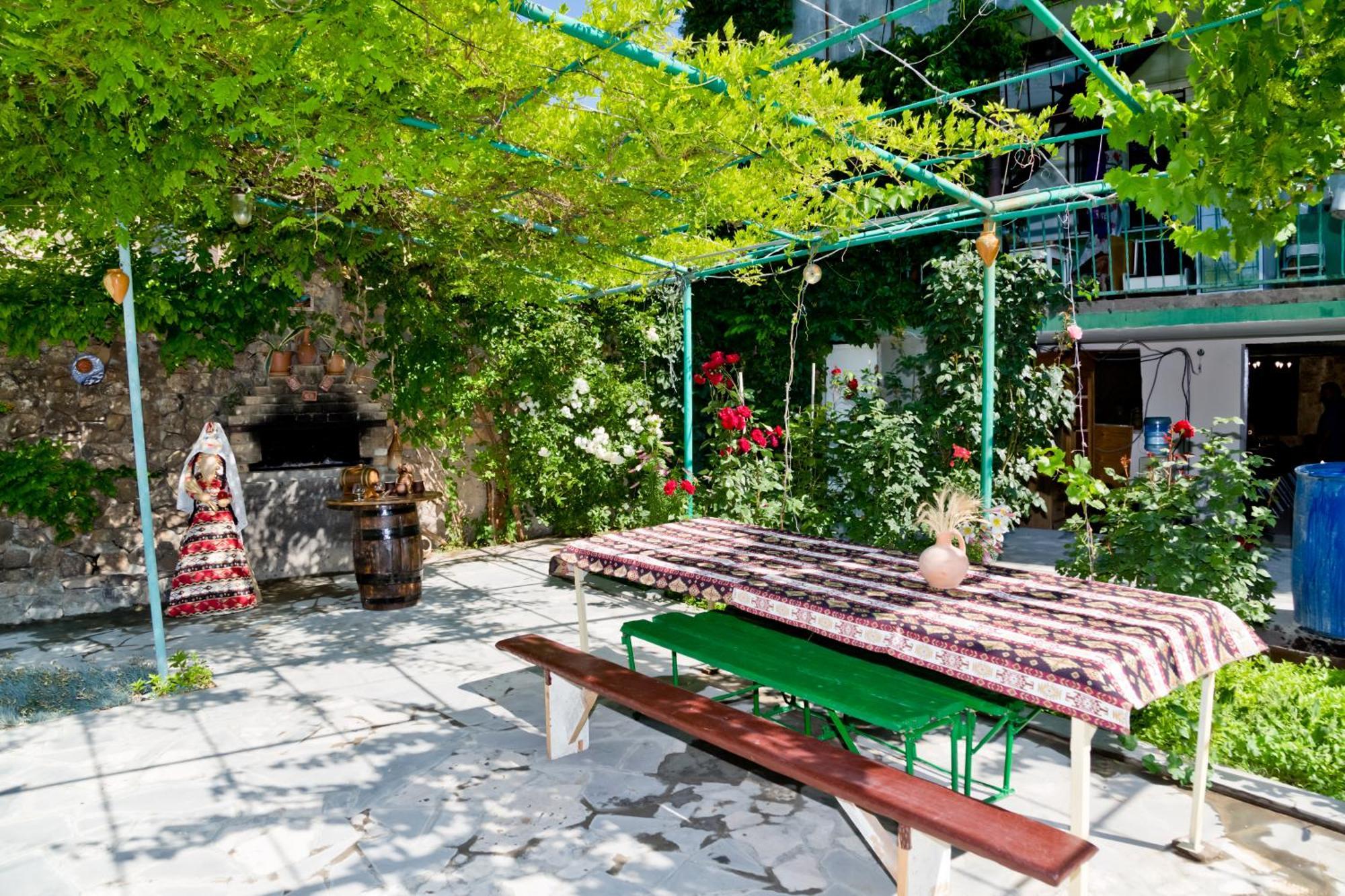 Ashtarak Garden Guesthouse Esterno foto